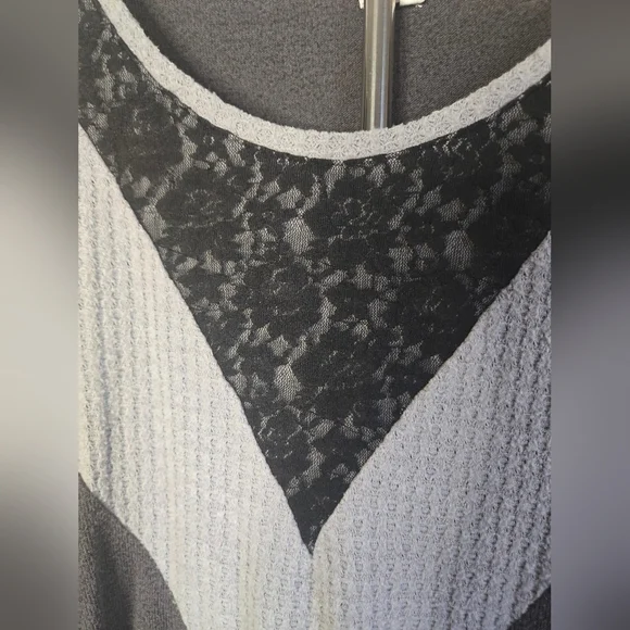 Maurices XL Cozy Chevron Lace Accent Pullover Sweater - Picture 2 of 7